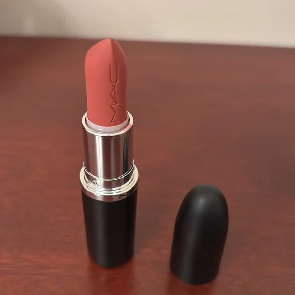MAC Sweet Deal M·A·Cximal Silky Matte Lipstick - Picture 10 of 11